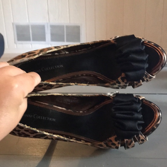 Vianni Collection Leopard Print Pump Heel Size 8.5 - Picture 16 of 16